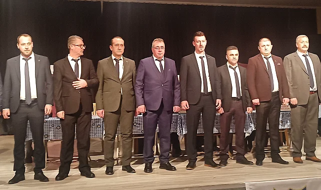 Edirne'de Keşan Şoförler Odası'nda Mahmut Demirkan güven tazeledi