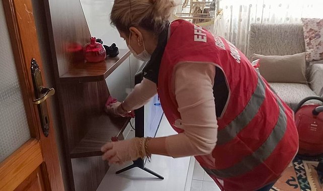 Efeler Belediyesi Evde Bakım Hizmetleri devam ediyor