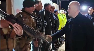 Elazığ'da Vali Hatipoğlu'ndan ilk sahurda anlamlı ziyaret