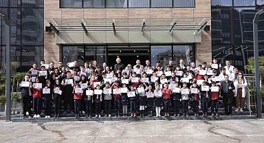 Erdem Koleji'nden AMO'da 74 madalya ile zirvede