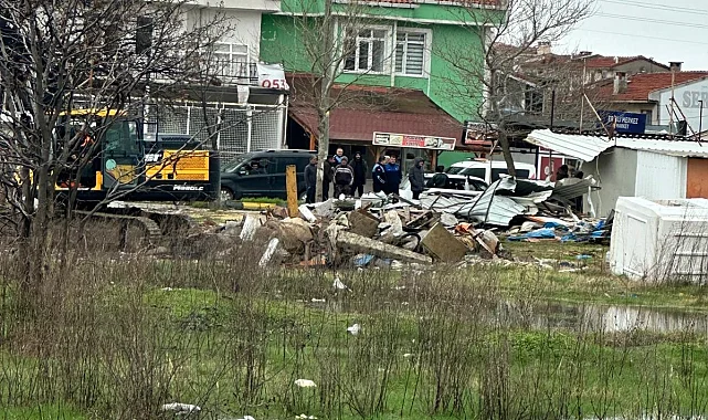 Erikli Sahili'nde yıkım çalışmaları başladı