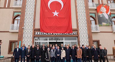 Erzincan'da yeni öğretmenevi hizmet binası Binali Yıldırım'ın katılımı ile hizmete açıldı