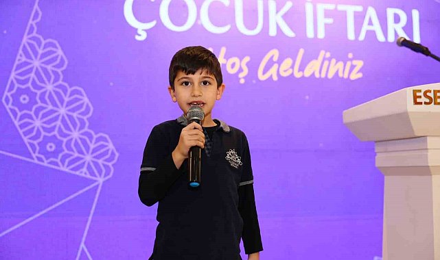 Esenler'de, 500 çocuk ilk oruç heyecanını aynı sofrada paylaştı