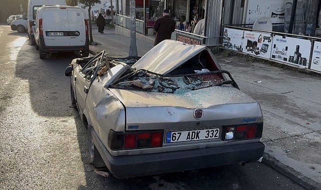 Esenyurt'ta mahalleli fırtınayı anlattı; "Toz duman içerisinde kaldık"