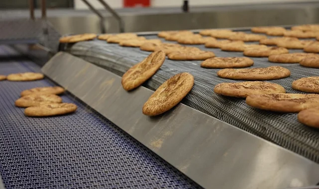 Eskişehir'de ramazan sofralarına bereket: Halk Pide 20 TL