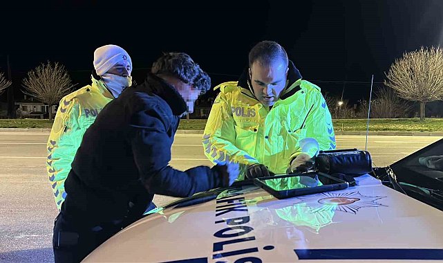 Evde unuttuğunu söylediği ehliyetine 2 kez alkollü araç kullanmaktan el konulduğu ortaya çıktı
