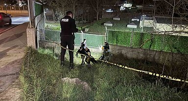 Eyüpsultan'da bir kişi yol kenarında ölü bulundu