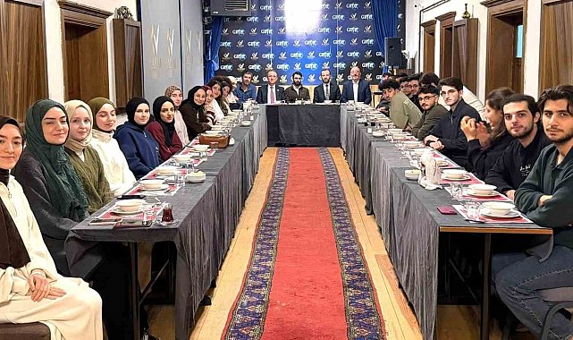 Farklı ilden gelen üniversiteli gençler sosyal sorumluluk için Kütahya'da ağırlandı