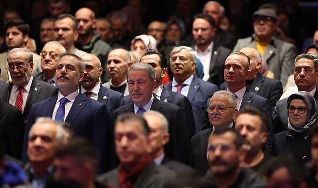 Fidan'dan Büyükkılıç'a hizmet övgüsü: "Başkanımızın ortaya koyduğu vizyon ve hizmet ger türlü takdirin üstünde"