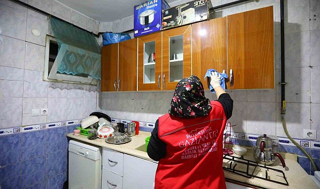 Gaziantep Büyükşehir'den Ramazan öncesi yaşlı ve engellilere kapsamlı destek