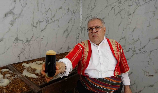 Gaziantep'te meyan şerbeti iftar sofralarındaki yerini aldı