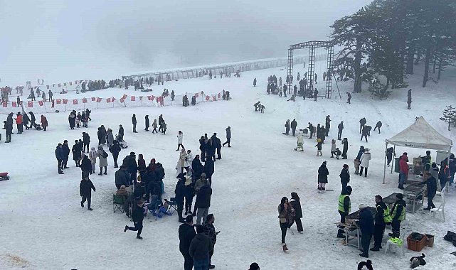 Gediz Belediyesinden Murat Dağı'na ücretsiz servis desteği