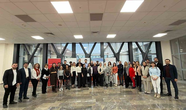 Gençlere yeni nesil mentorluk hamlesi: MentorX Connect bölgesel kalkınmaya güç katıyor