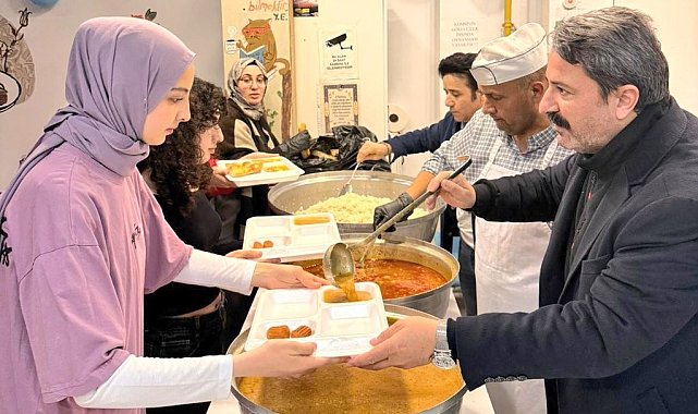 Gençlik merkezlerinde iftar programı düzenlendi
