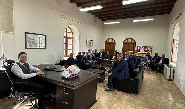 Gercüş Kaymakamı Öztaş muhtarlarla bir araya geldi