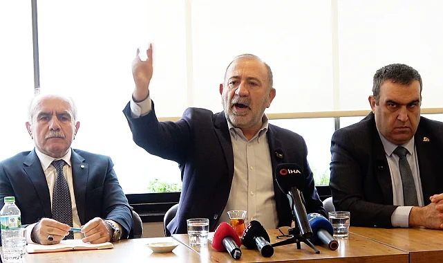 Gürsel Tekin Şile'de partililerle buluştu... "CHP'yi fabrika ayarlarına döndüreceğiz"