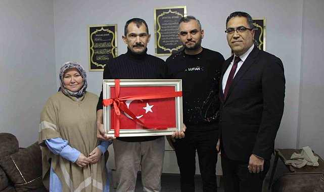 Hayatlar kurtarıp yeni evini depremzede aileye açan maden işçisi: "Felaket olsa yine yardıma koşarım"