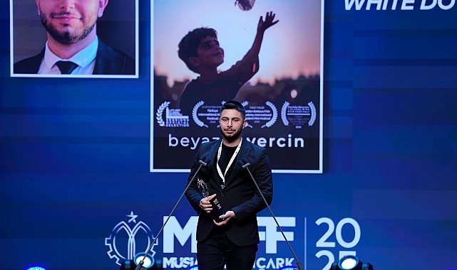HKÜ mezunu ve yüksek lisans öğrencisi Berkay Ellek'in Yapay Zeka ile Ürettiği "Sultan'ın Taşı" filmi Berlin'de Türkiye'yi temsil edecek