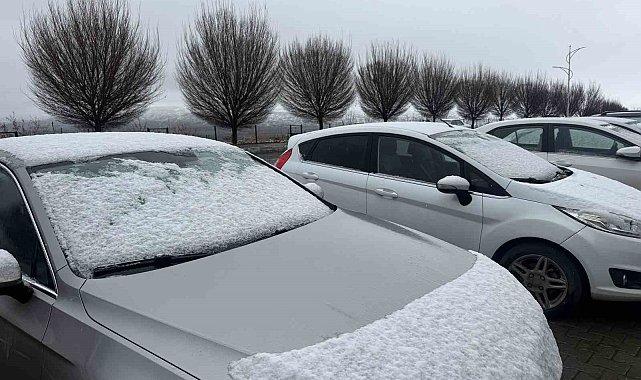 Iğdır'da yüksek kesimler karla yeniden beyaza büründü