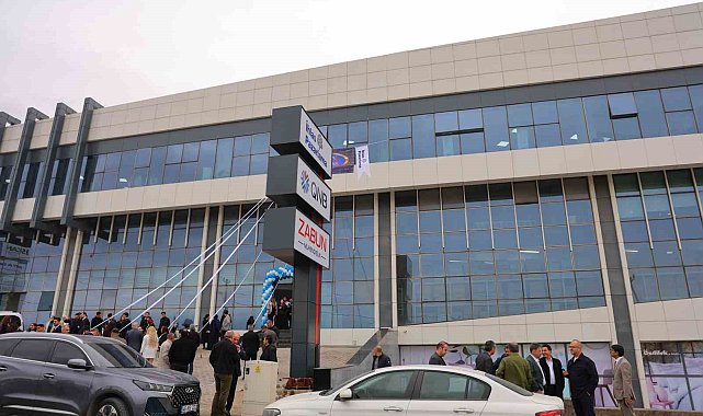 İhlas Pazarlama Kahramanmaraş'ta yeni hizmet binasını açtı, başarılı çalışanlara plaket verildi