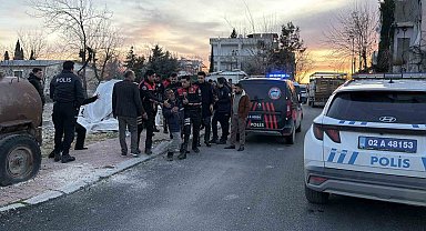 İki aile arasında taşlı sopalı kavga: 2 yaralı, 10 gözaltı