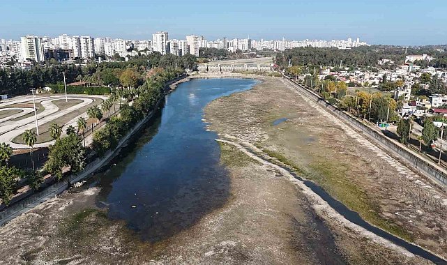 İki ayda gelen yağış barajı doldurdu: Seyhan Nehri coştu