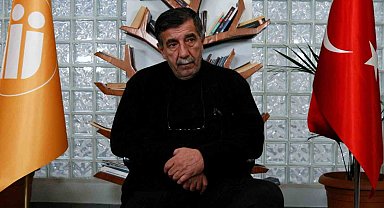 İkinci depreme ameliyatta yakalanıp, hekimlerin sedyeye sarılarak koruduğu Kenan Karadağ o anları anlattı