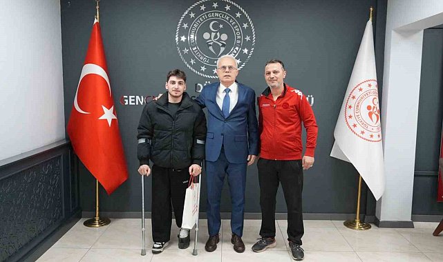 İl Müdürü şampiyonu ağırladı