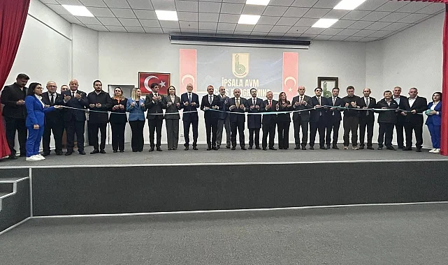 İpsala AVM kapılarını açtı