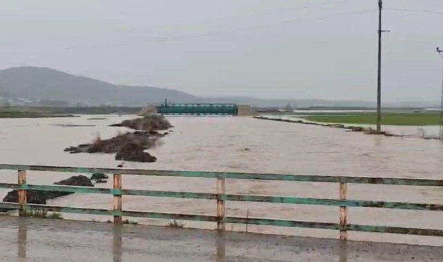 İslahiye'de sağanak sonrası ev ve tarlaları su bastı