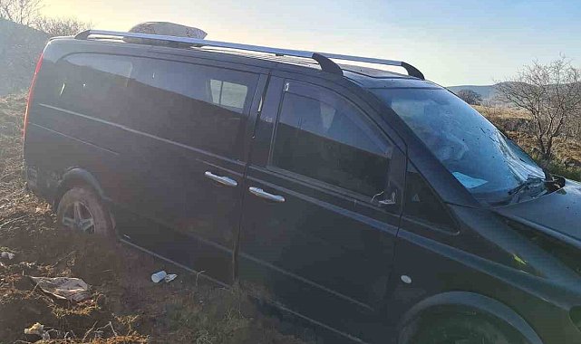 Isparta'da kontrolden çıkan araç şarampole uçtu: 10 yaralı
