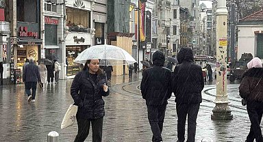 İstanbul'da soğuk hava ve yağmur etkili oluyor