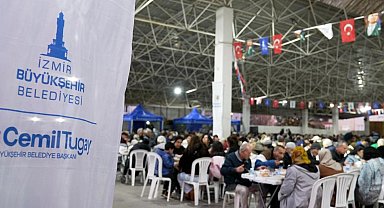 İzmir Büyükşehir ilk iftar sofrasını Gaziemir'de kurdu
