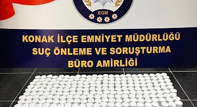 İzmir'de yarım milyona yakın uyuşturucu hap ele geçirildi