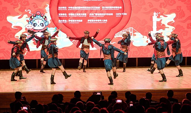 İzmir'de Çin yeni yılı coşkusu