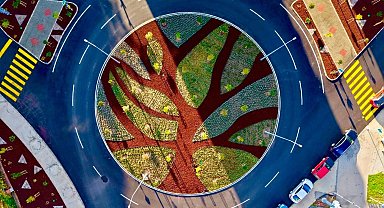 İzmir'de kavşaklar sanat eserine dönüşüyor