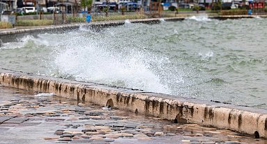 İzmir'deki deniz yükselmesi ters barometre etkisi!