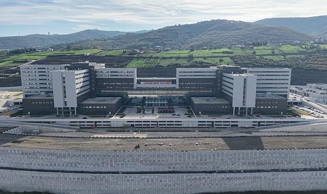 Kadın doğum ve çocuk klinikleri 2 Mart'ta Samsun Şehir Hastanesi'nde