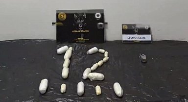 Kapsül halinde 88 parça uyuşturucu yutan şüpheliler tutuklandı