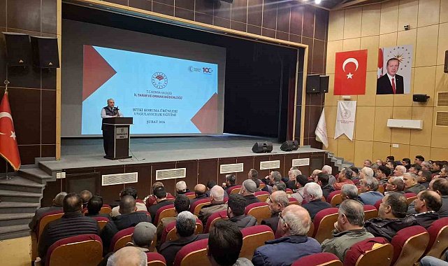 Karapınar'da üreticilere "Zirai İlaç Uygulama Belgesi" eğitimi