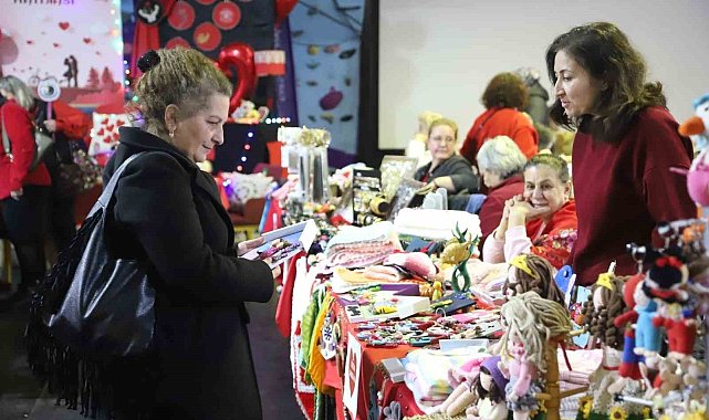Kartal'da Sevgililer Günü'ne özel kadın emeği pazarı başladı