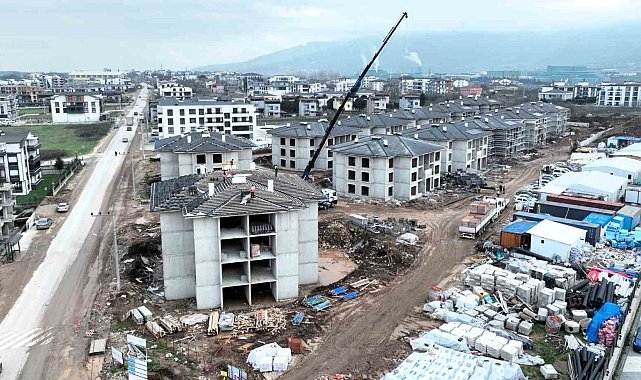 Kartepe Kent Konut Evleri'nde inşaatın yarısı tamamlandı