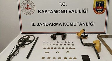 Kastamonu'da tarihi eser kaçakçılarına operasyon: 3 gözaltı