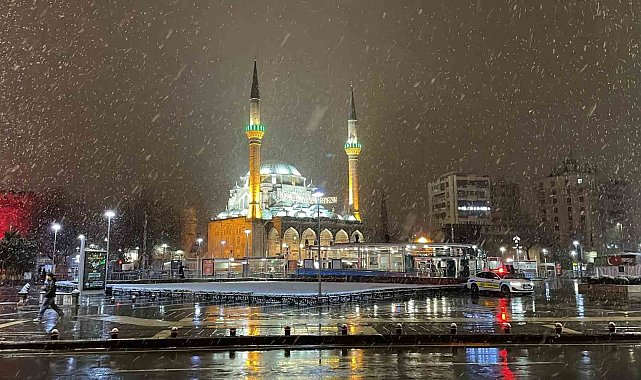 Kayseri'de kar yağışı etkili oldu