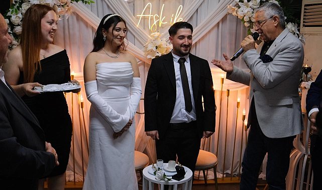 Kemer Belediyesi Kadınlar Lokali'nde ilk nişan merasimi