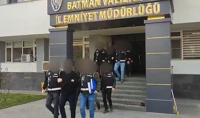 Kendini MİT görevlisi olarak tanıtan dolandırıcılardan 1,5 milyon TL'lik vurgun
