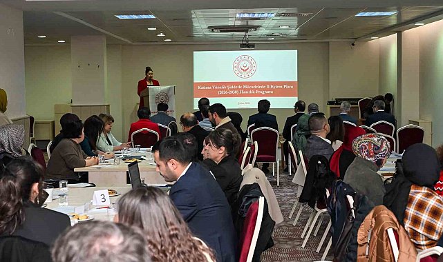 KMÜ'de kadına yönelik şiddetle mücadele çalıştayı düzenlendi