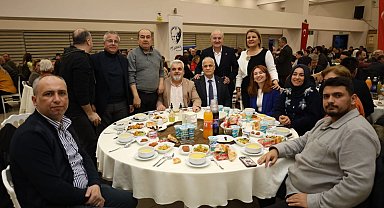 Kocaeli İzmit'te STK temsilcileri aynı sofrada oruç açtı