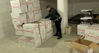 Kocaeli'de 500 bin lira değerinde kaçak tütün ve makaron ele geçirildi