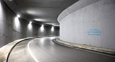 Kocaeli'de Şehir Hastanesi alt geçidi ışıl ışıl oldu